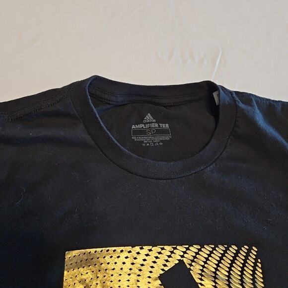 Adidas Badge of Sport Foil Box Amplifier Small Black Gold graphic - Picture 2 of 4